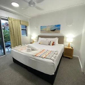 **** Aparthotel Coolum Seaside Australia